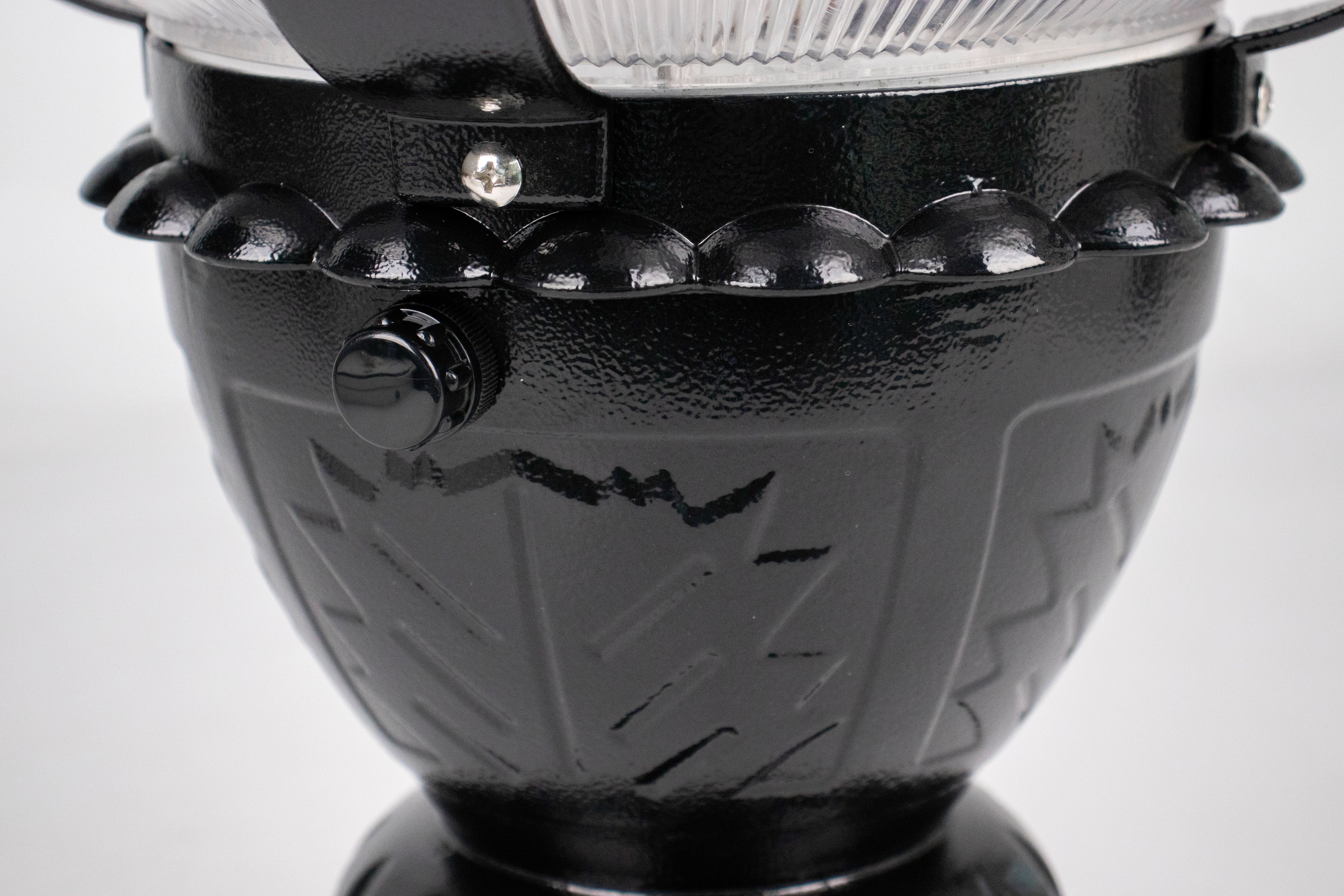 GV Acorn 60/80/100W LED Post Top Lantern with Built-In Photocell Sensor